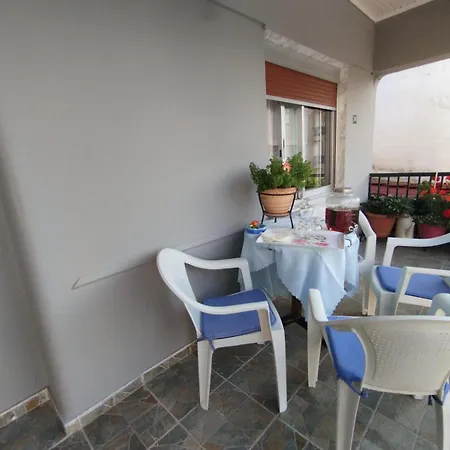 Holiday home Giannis House Nea Iraklitsa